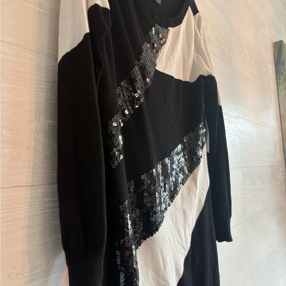 INC International Concept sequin black an white - Picture 3 of 5